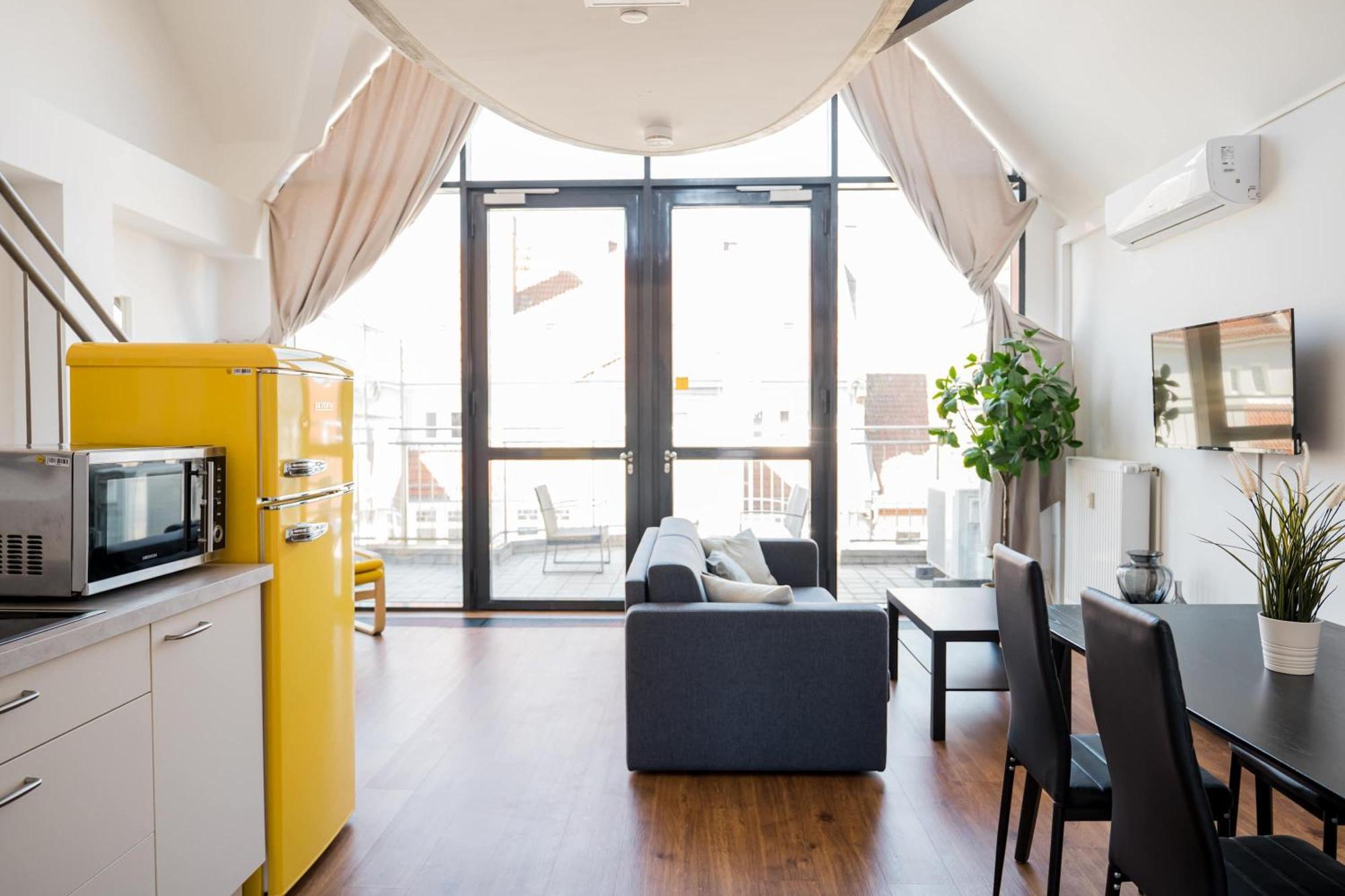 Апартаменти Fantastic Loft With Balcony Берлін Екстер'єр фото